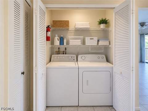11220 Caravel Cir 308, Fort Myers FL - photo 19 of 35