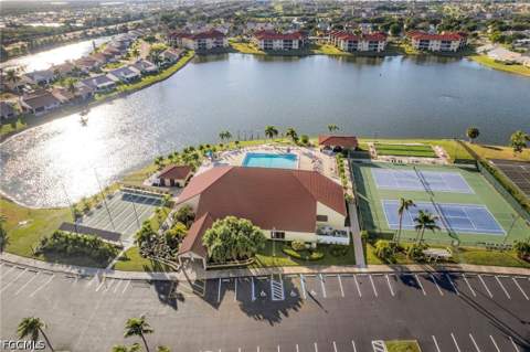 11220 Caravel Cir 308, Fort Myers FL - photo 24 of 35