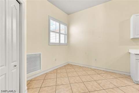 8112 Sanctuary Dr 2, Naples FL - photo 9 of 31