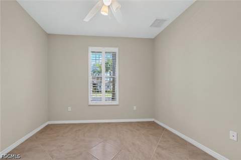 8051 Venetian Pointe Dr, Fort Myers FL - photo 14 of 49