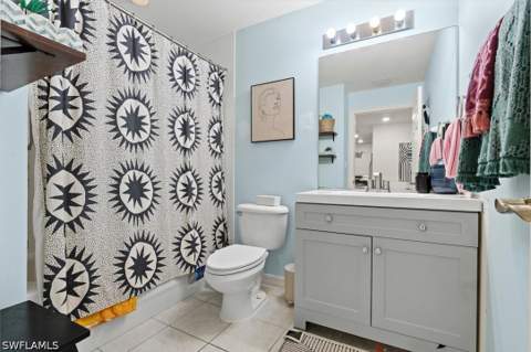 4420 Botanical Place Cir 402, Naples FL - photo 19 of 32