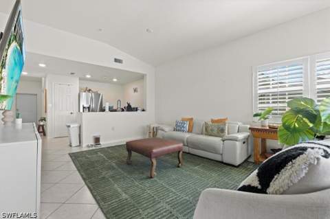 4420 Botanical Place Cir 402, Naples FL - photo 8 of 32