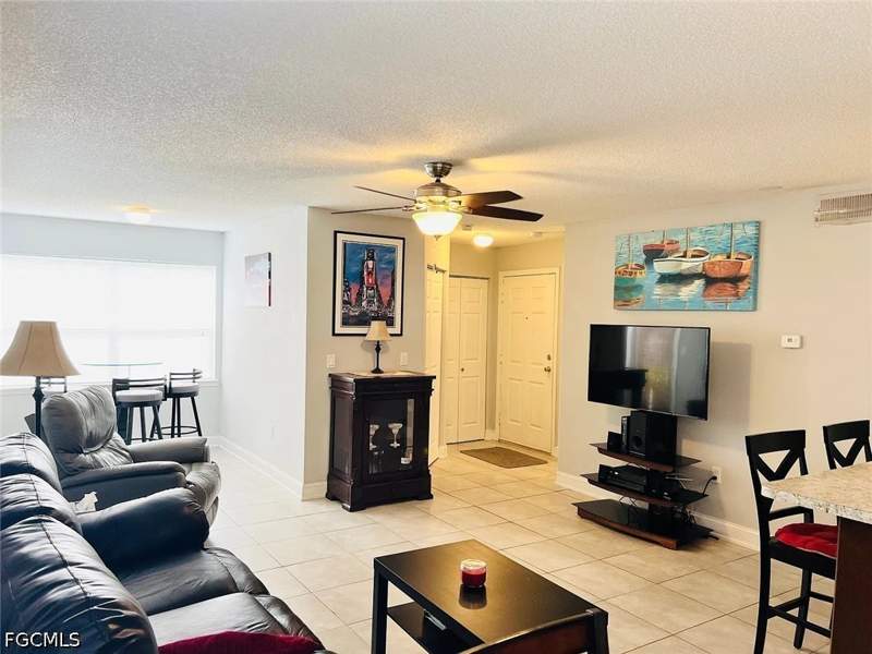 2 bedroom Condominium at 12630 Equestrian Cir 1801, Venetian Palms, Fort Myers — photo 5