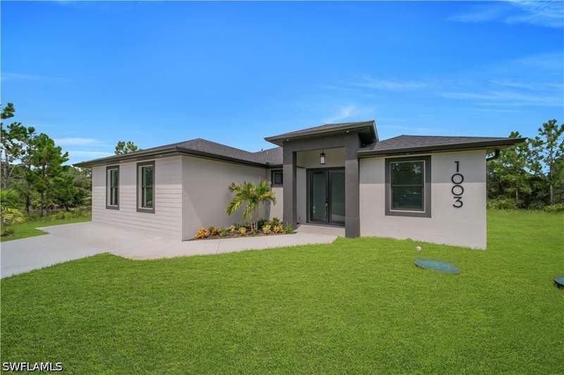 4 bedroom SingleFamilyResidence at 1003 Elgin St, Lehigh Acres, Lehigh Acres — photo 2