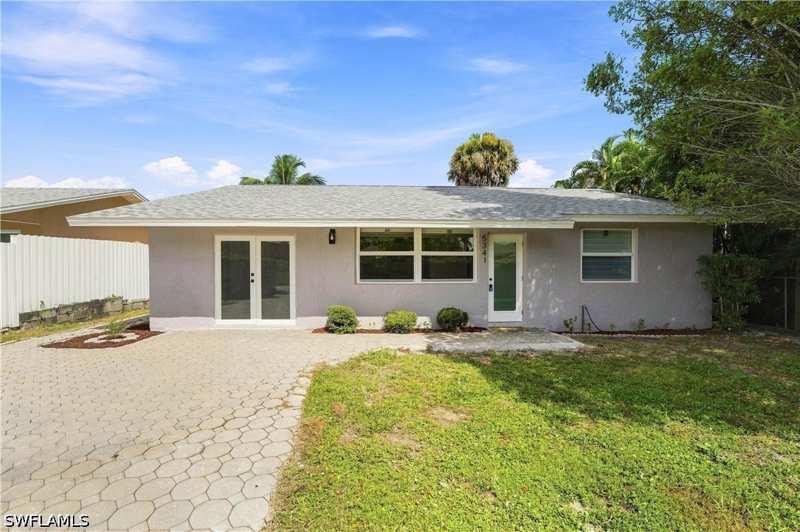 3 bedroom SingleFamilyResidence at 5341 Martin St, Naples Manor, Naples — photo 1