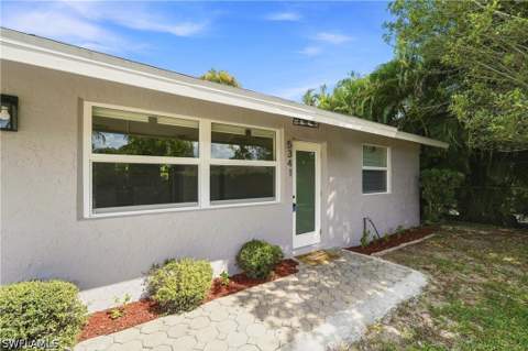 5341 Martin St, Naples FL - photo 6 of 32