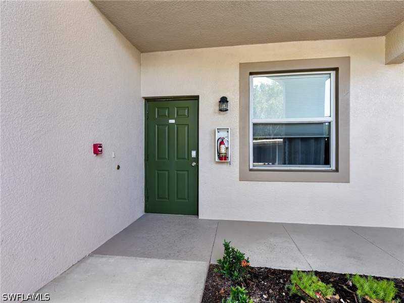 2 bedroom Condominium at 20001 Barletta Ln 2011, Barletta, Estero — photo 3