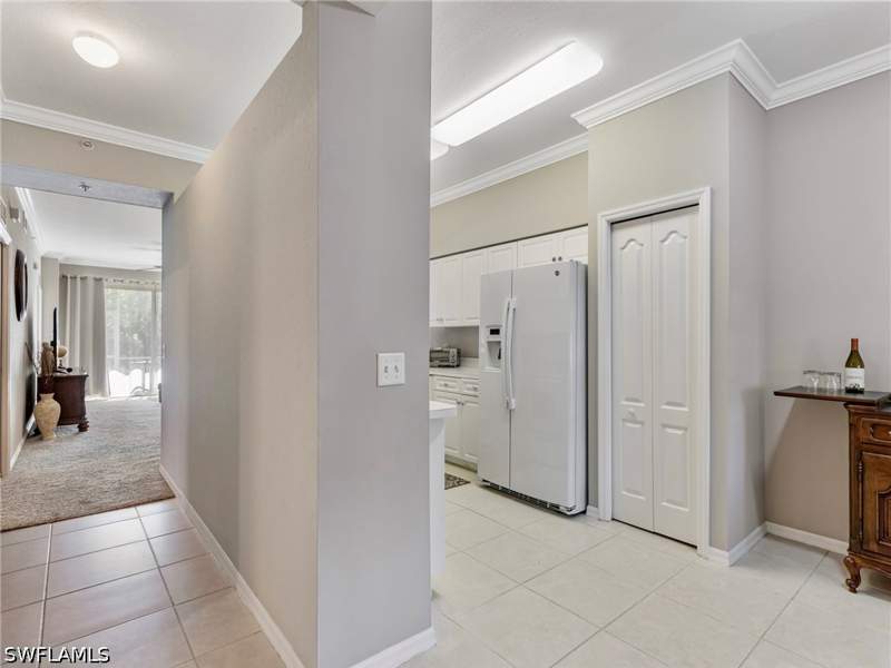2 bedroom Condominium at 20001 Barletta Ln 2011, Barletta, Estero — photo 4