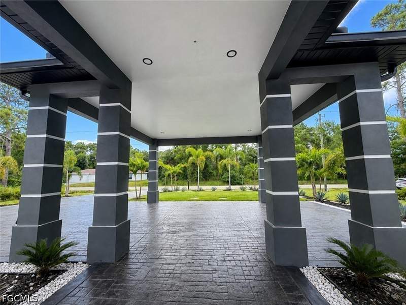 4 bedroom SingleFamilyResidence at 1208 Williams Ave, Lehigh Acres, Lehigh Acres — photo 3