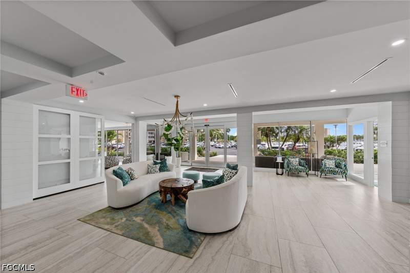 bedroom Condominium at 1 Bluebill Ave 408, Vanderbilt Towers, Naples — photo 4
