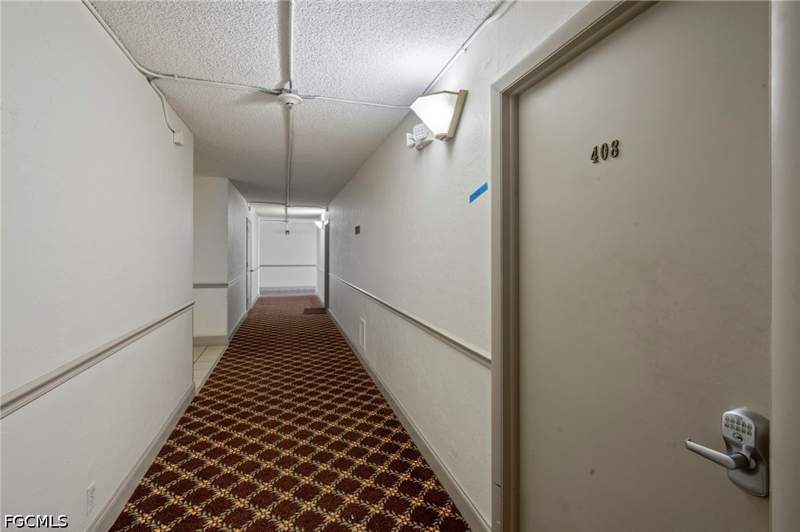 bedroom Condominium at 1 Bluebill Ave 408, Vanderbilt Towers, Naples — photo 5