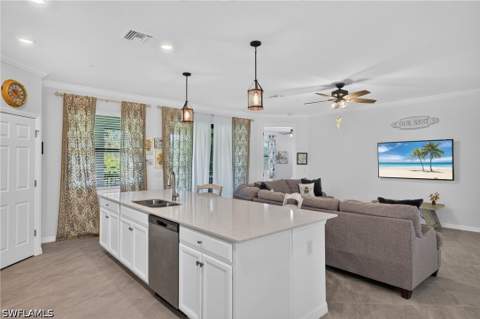 12015 Hawthorn Lake Dr 201, Fort Myers FL - photo 10 of 44