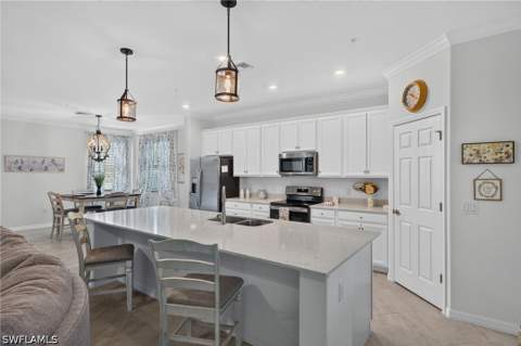 12015 Hawthorn Lake Dr 201, Fort Myers FL - photo 7 of 44