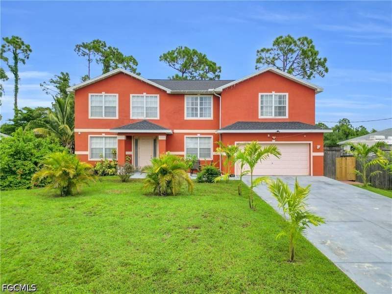 4 bedroom SingleFamilyResidence at 5562 Benton St, Lehigh Acres, Lehigh Acres — photo 2