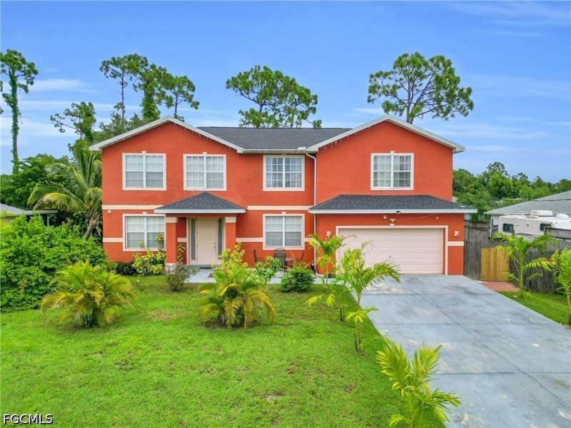 4 bedroom SingleFamilyResidence at 5562 Benton St, Lehigh Acres, Lehigh Acres — photo 3