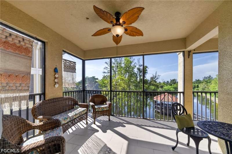 3 bedroom Condominium at 10041 Lake Cove Dr 202, Fisherman'S Cove, Fort Myers — photo 2