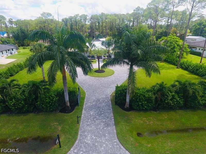 3 bedroom SingleFamilyResidence at 25211 Pinson Dr, San Carlos Estates, Bonita Springs — photo 1