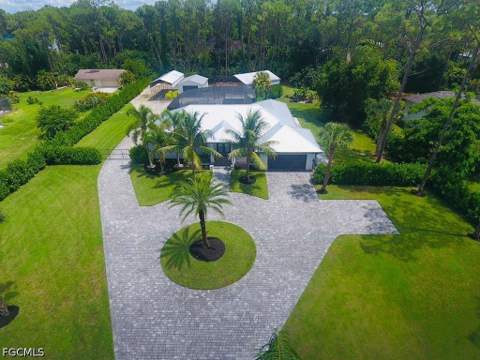 25211 Pinson Dr, Bonita Springs FL - photo 10 of 44