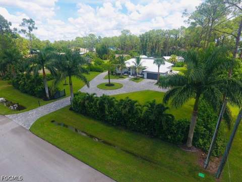 25211 Pinson Dr, Bonita Springs FL - photo 12 of 44