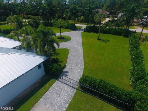25211 Pinson Dr, Bonita Springs FL - photo 13 of 44