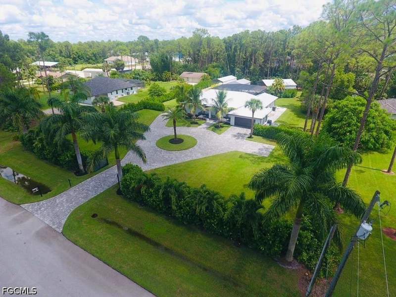 3 bedroom SingleFamilyResidence at 25211 Pinson Dr, San Carlos Estates, Bonita Springs — photo 4