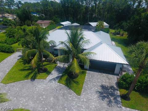 25211 Pinson Dr, Bonita Springs FL - photo 6 of 44