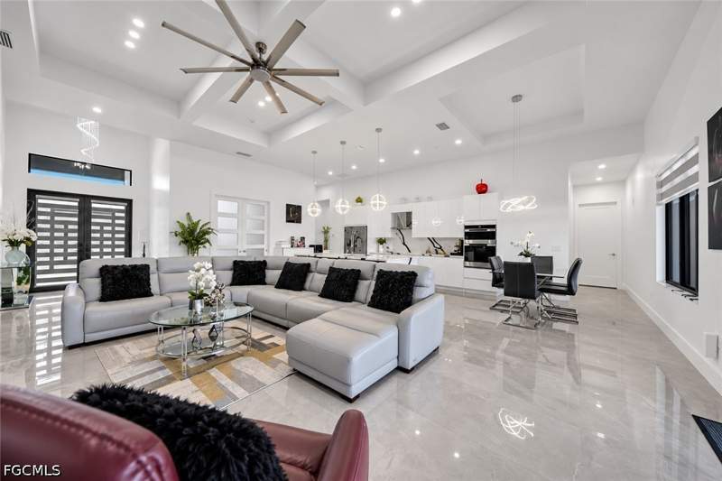 4 bedroom SingleFamilyResidence at 643 SW 18th Ct, Cape Coral, Cape Coral — photo 3