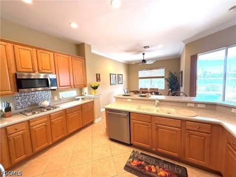 10530 Bellagio Dr, Fort Myers FL - photo 11 of 39