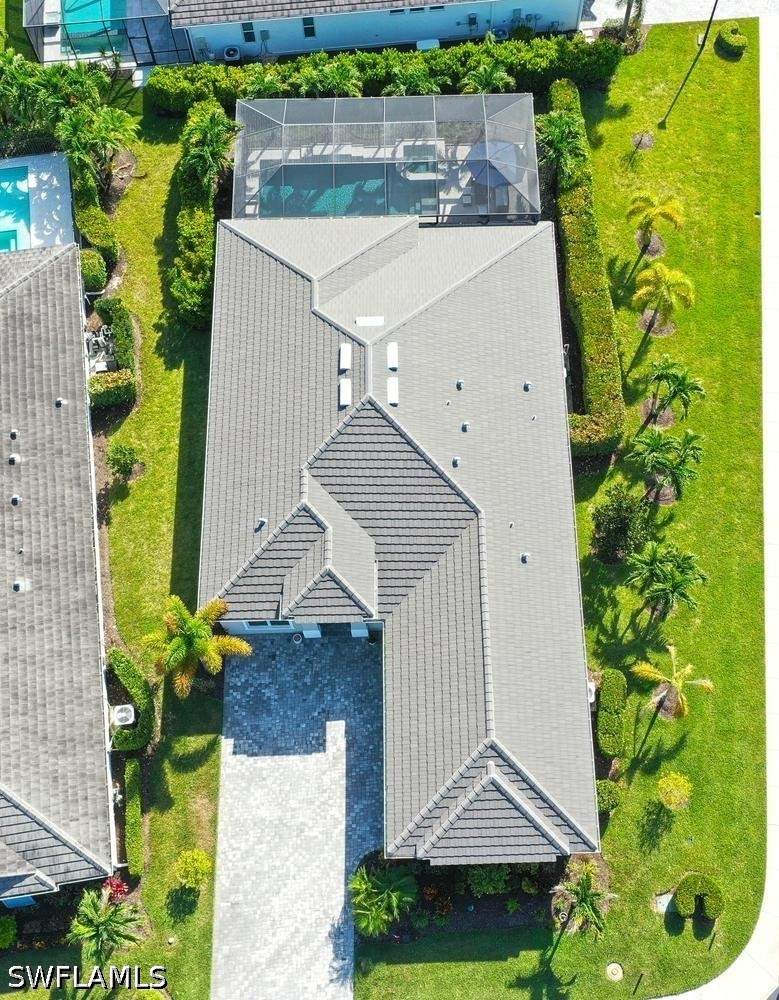 4 bedroom SingleFamilyResidence at 8986 Redonda Dr, Azure At Hacienda Lakes, Naples — photo 2