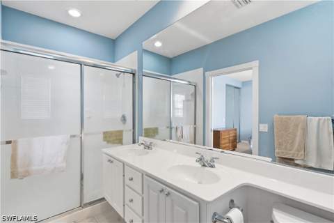 28706 Alessandria Cir, Bonita Springs FL - photo 18 of 44