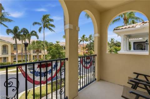 28706 Alessandria Cir, Bonita Springs FL - photo 20 of 44