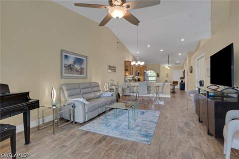 2266 Stacil Cir, Naples FL - photo 21 of 34