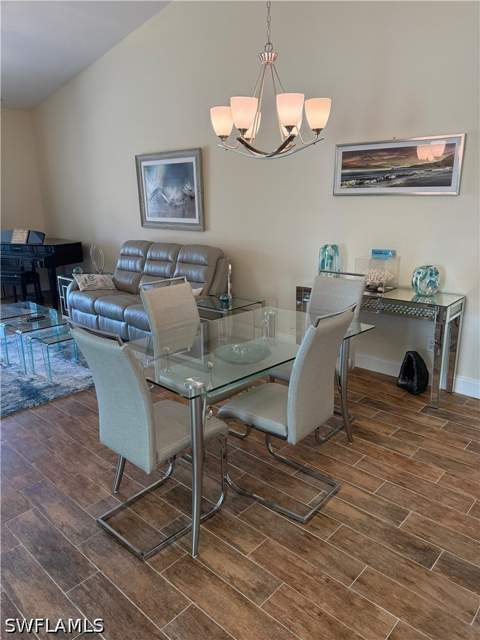 2266 Stacil Cir, Naples FL - photo 6 of 34