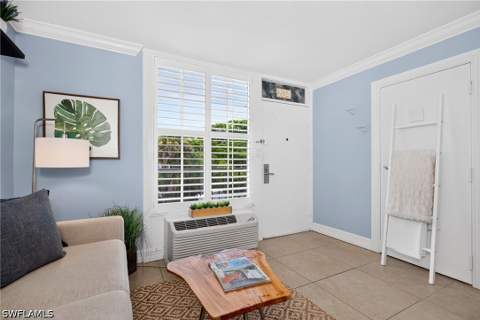 2555 9th St N 204, Naples FL - photo 7 of 29