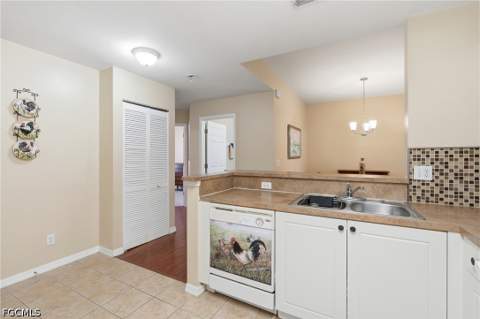 4259 Bellasol Cir 2013, Fort Myers FL - photo 13 of 27