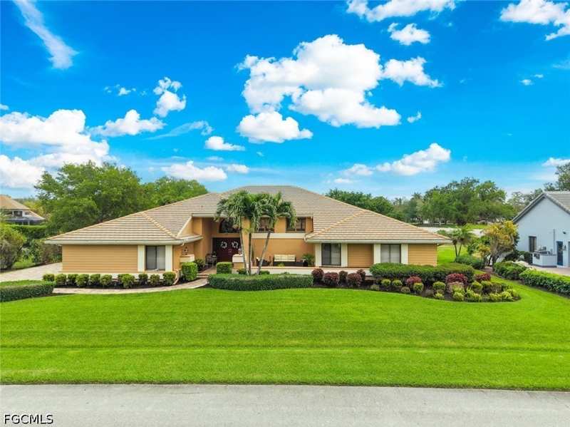4 bedroom SingleFamilyResidence at 15241 Tweedale Cir, Fiddlesticks Country Club, Fort Myers — photo 1