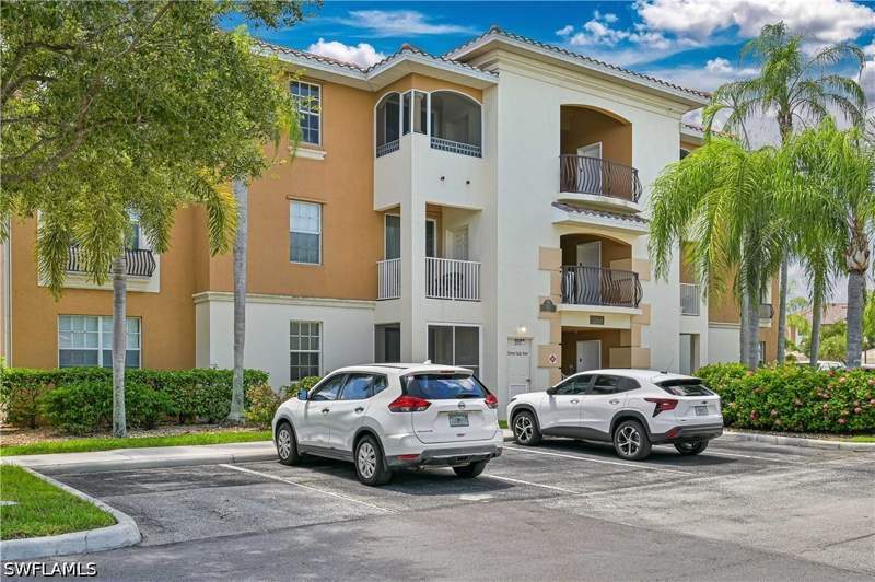 2 bedroom Condominium at 3964 Pomodoro Cir 304, Isles Of Porto Vista, Cape Coral — photo 2