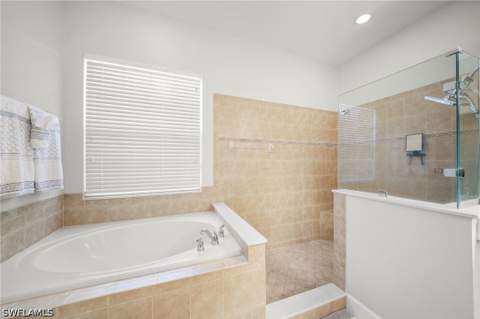 9137 Quartz Ln, Naples FL - photo 20 of 50