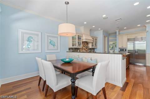 645 Broad Ave S, Naples FL - photo 17 of 49