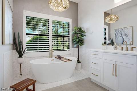 16284 Camden Lakes Cir, Naples FL - photo 22 of 47