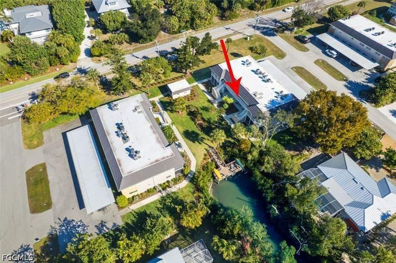 1 bedroom Condominium at 601 Periwinkle Way D-7, Captains Walk, Sanibel — photo 5