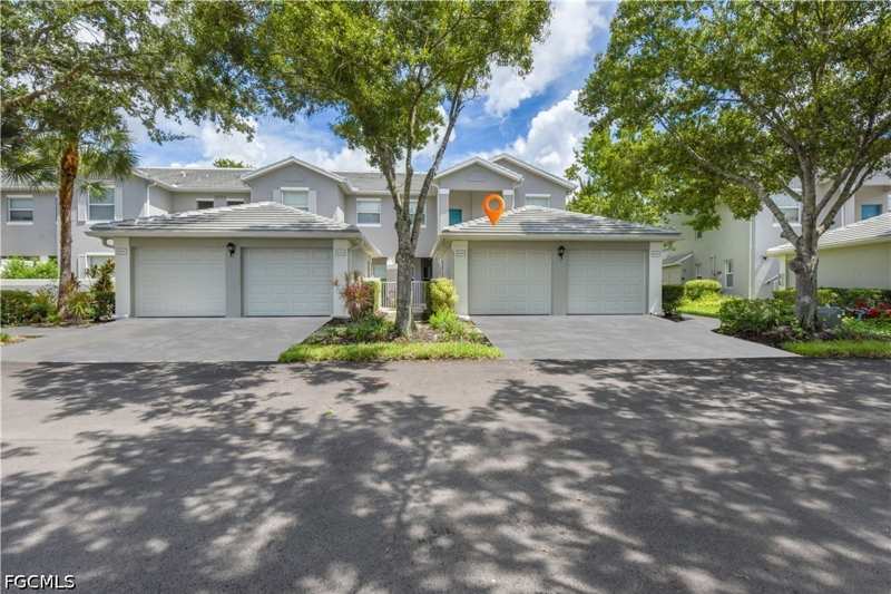 2 bedroom Townhouse at 12130 Summergate Cir 104, Summerwind, Fort Myers — photo 1