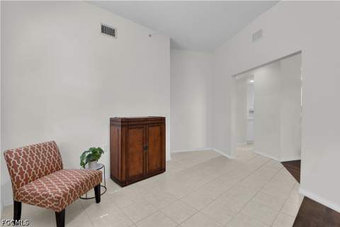 12130 Summergate Cir 104, Fort Myers FL - photo 12 of 27
