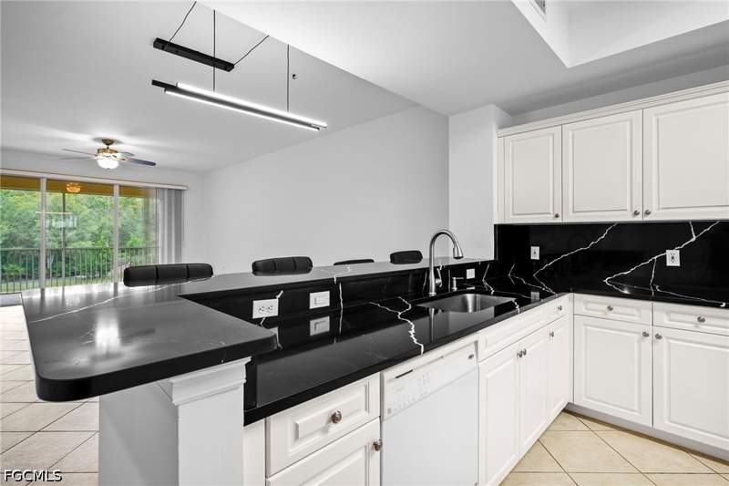 2 bedroom Condominium at 10550 Amiata Way 204, Siena, Fort Myers — photo 3