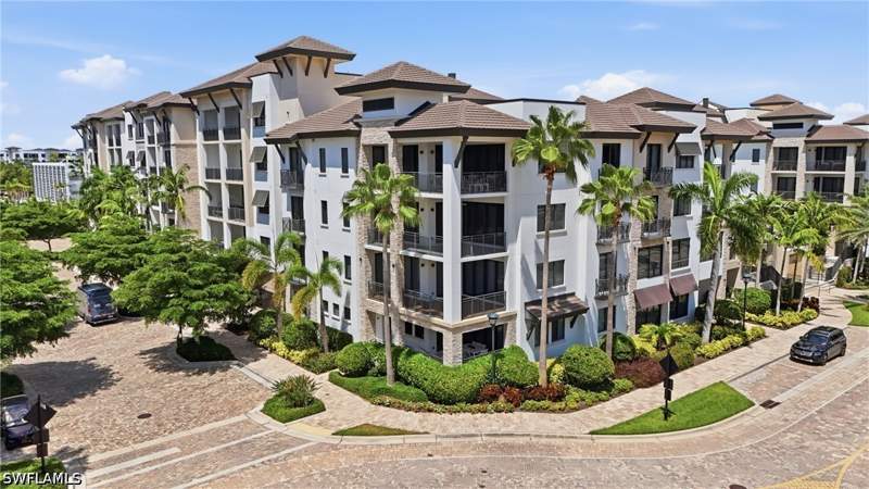 2 bedroom Condominium at 1135 3rd Ave S 515, Naples Square, Naples — photo 3