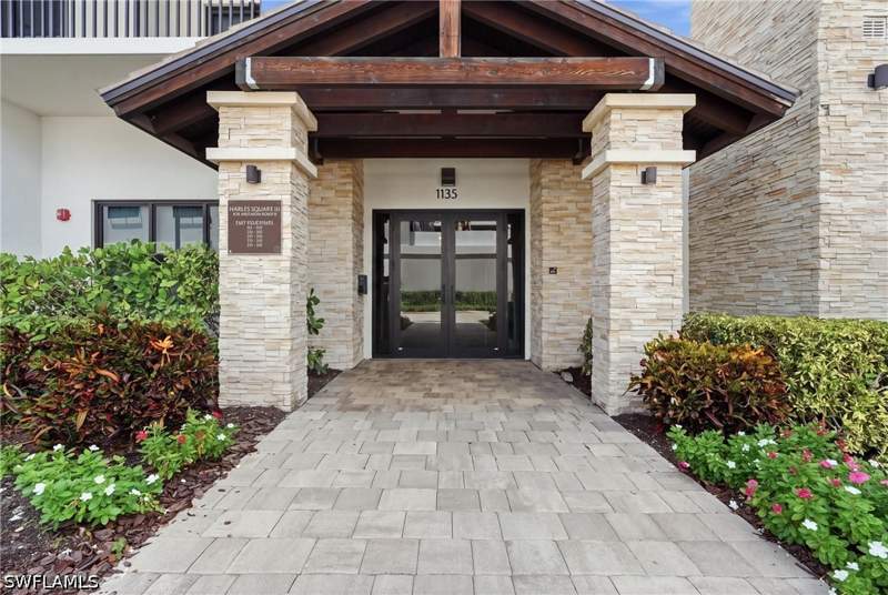 2 bedroom Condominium at 1135 3rd Ave S 515, Naples Square, Naples — photo 4