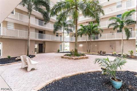 5600 Bonita Beach Rd 201, Bonita Springs FL - photo 8 of 9