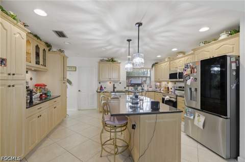 4448 Beechwood Lake Dr, Naples FL - photo 8 of 37