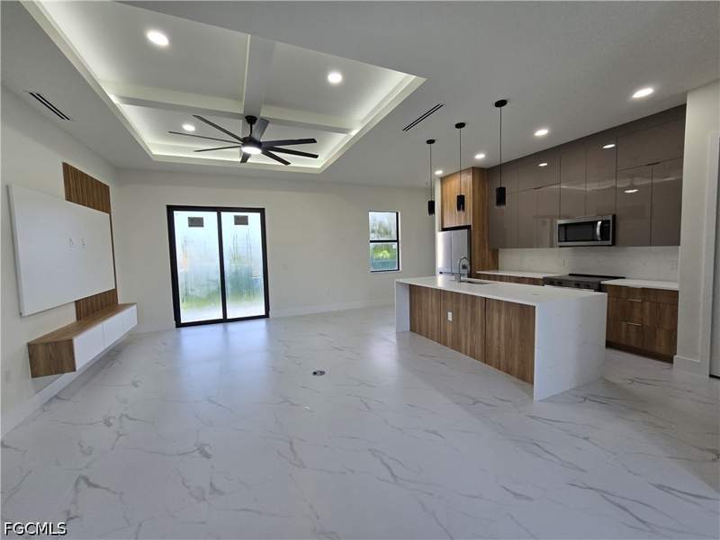 3 bedroom SingleFamilyResidence at 504 W 11th St, Lehigh Acres, Lehigh Acres — photo 3