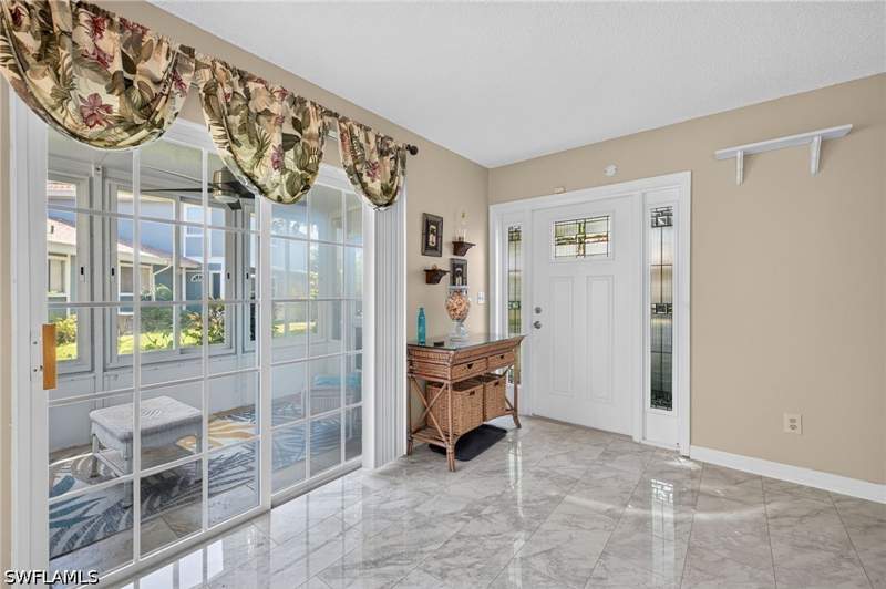 2 bedroom Townhouse at 3358 Royal Canadian Trce 3, Provincetown, Fort Myers — photo 3